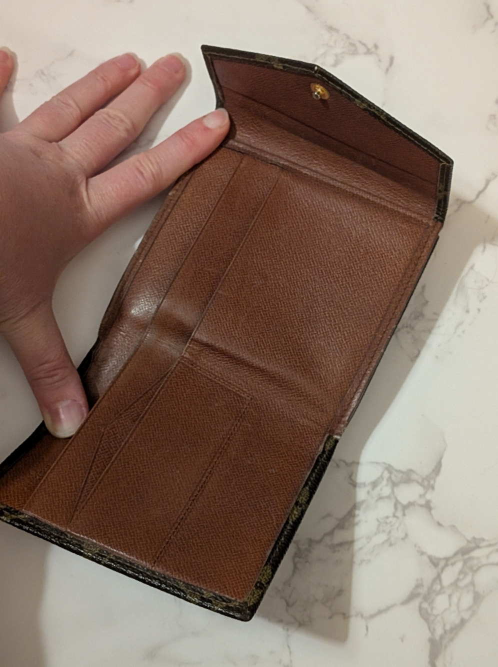 Authenticated Louis Vuitton Monogram Compact Envelope Wallet - Brown - Picture 8 of 16